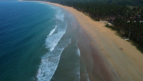 Look-up-shot-of-Nacpan-Beach-in-El-Nido,-Palawan,-Philippines