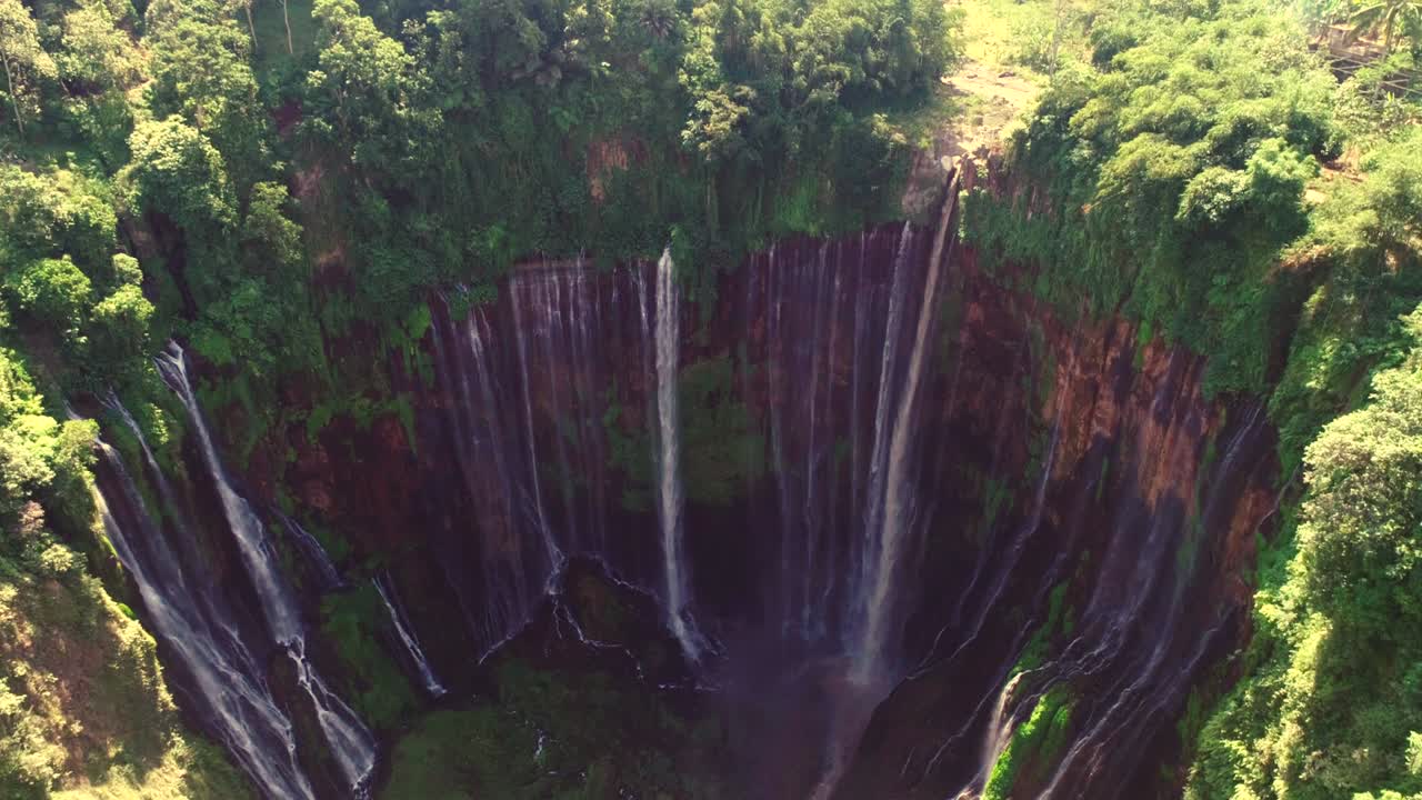 파크 세우 무지개 폭포 (인도네시아)