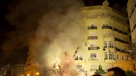 fallas burning 0 04