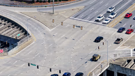 Slow-Traffic-Along-Intersection-Roads-With-Multi-Lanes-In-The-City-Of-Atlanta,-Georgia,-United-States