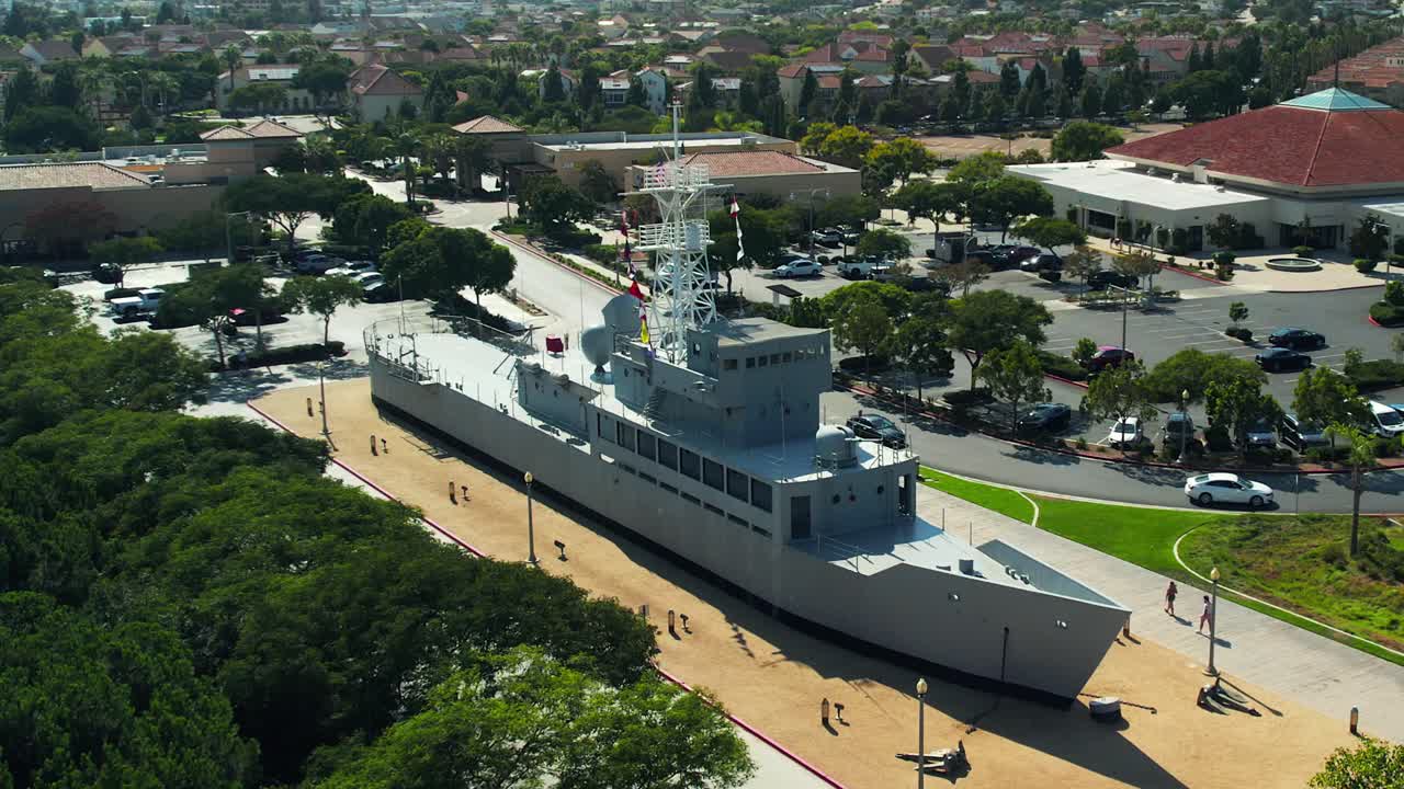 미국 리 (uss requit)