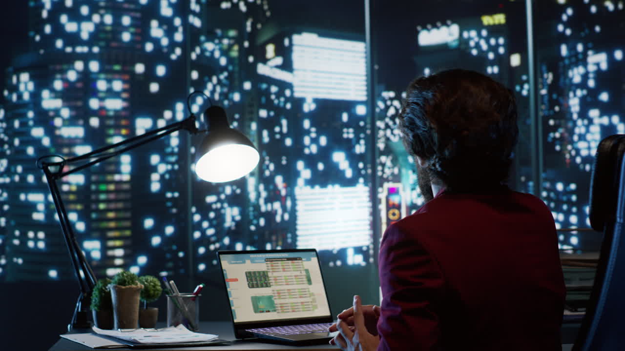 Qualified director studying worldwide economy