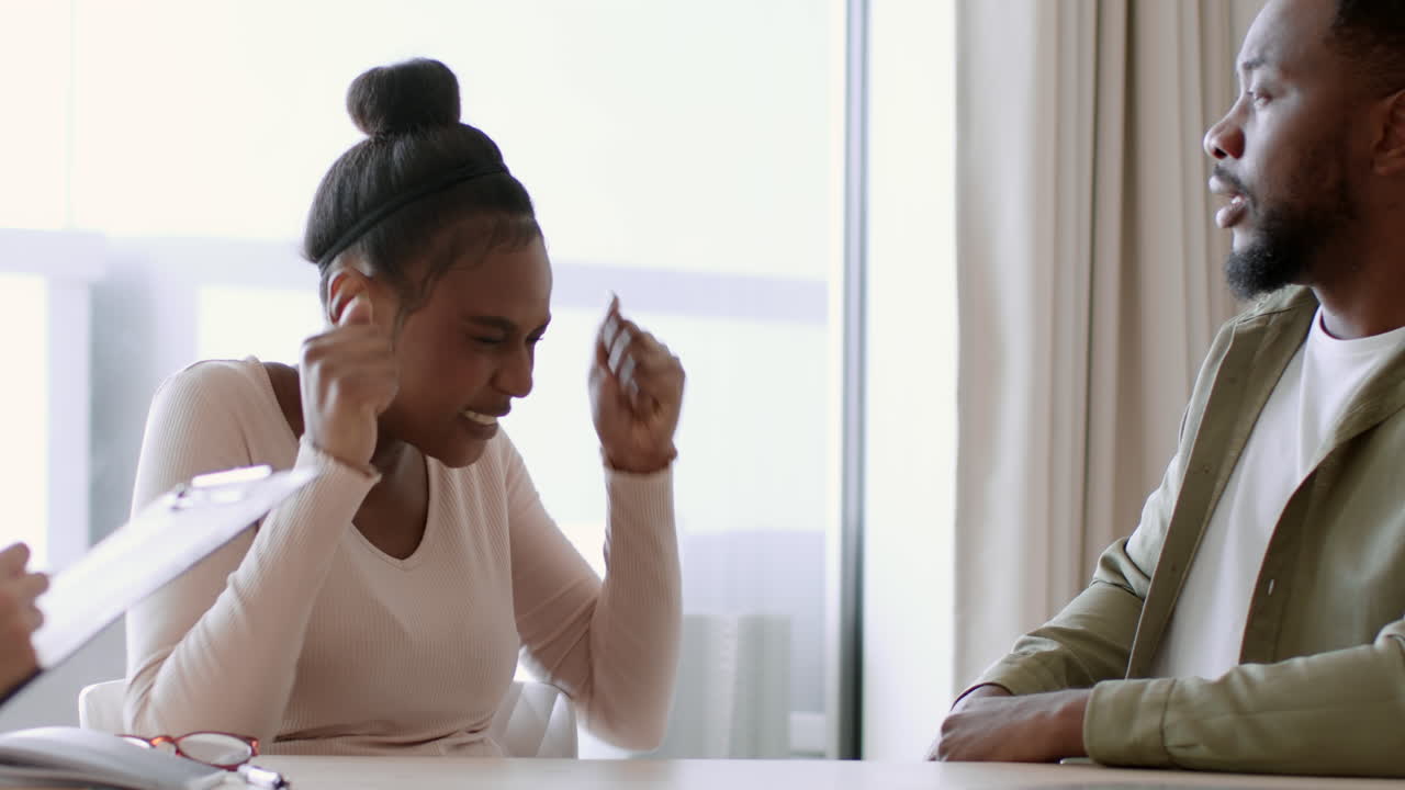 conversación entre dos personas