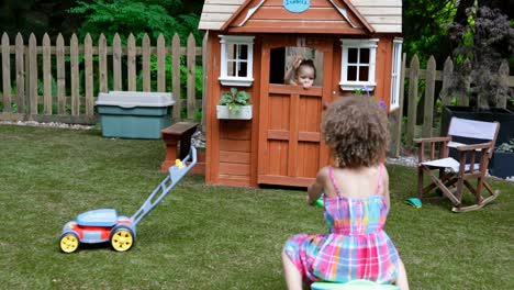 siblings playing in play house 4k