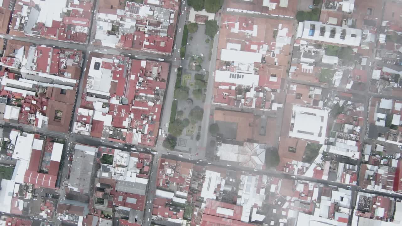 FPV DRONE SHOT OF URUAPAN, MICHOACÁN DOWNTOWN