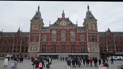 Amsterdamer-Hauptbahnhof,-Größter-Bahnhof-In-Amsterdam