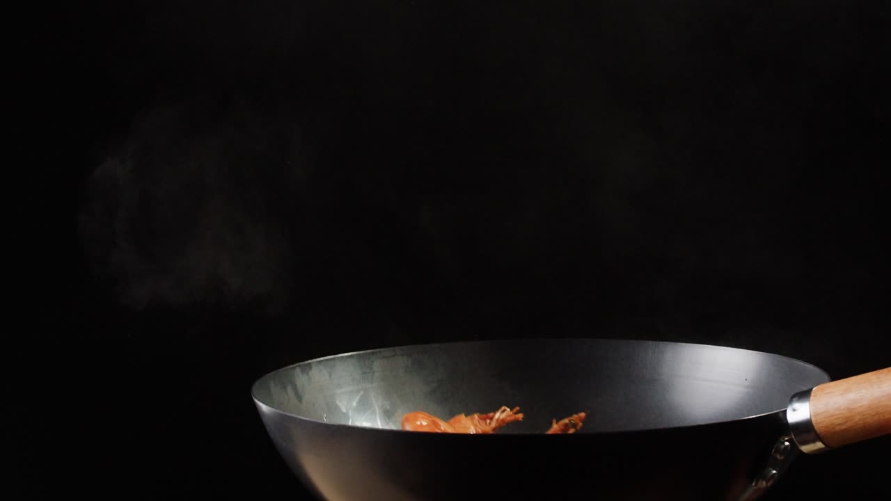 Shrimp Stir-Fry in Wok