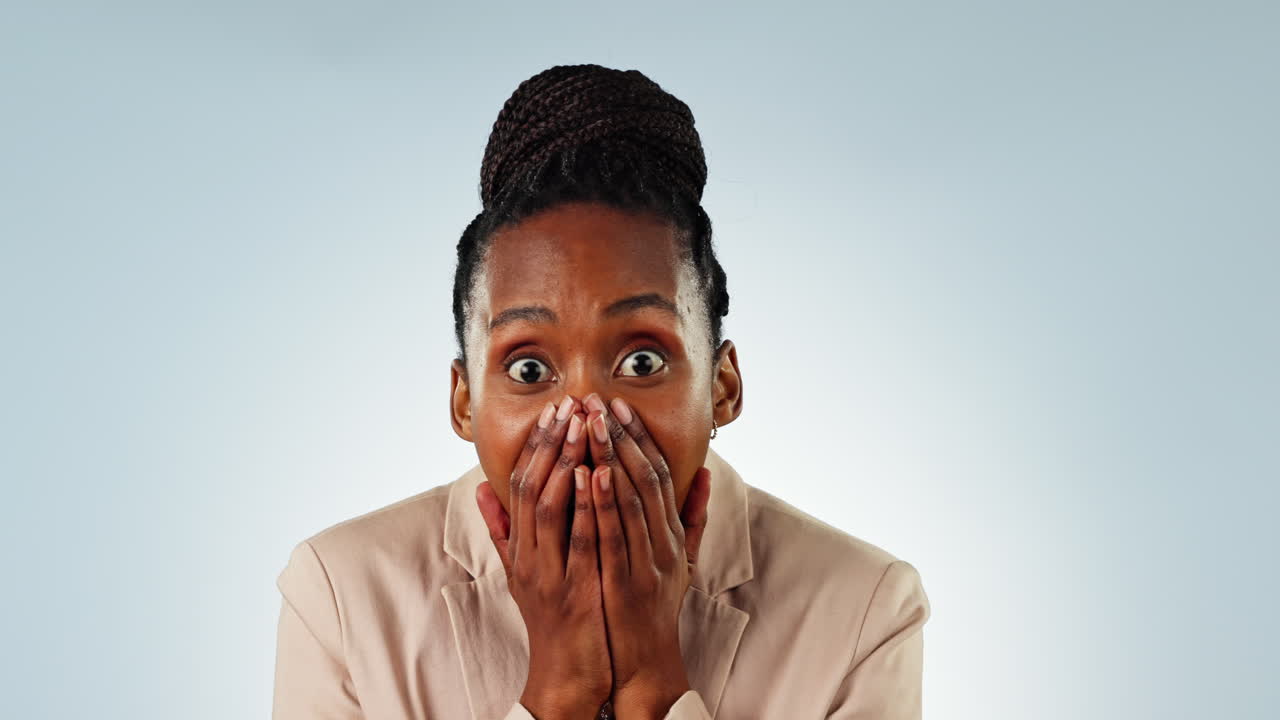 choque, wow y la cara de una mujer negra