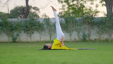 International-yoga-day-by-Indian-female