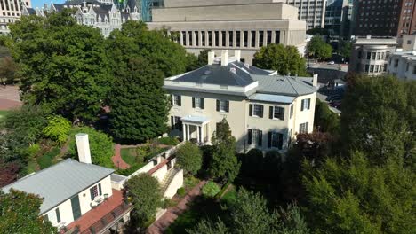 virginia executive mansion in downtown richmond, va