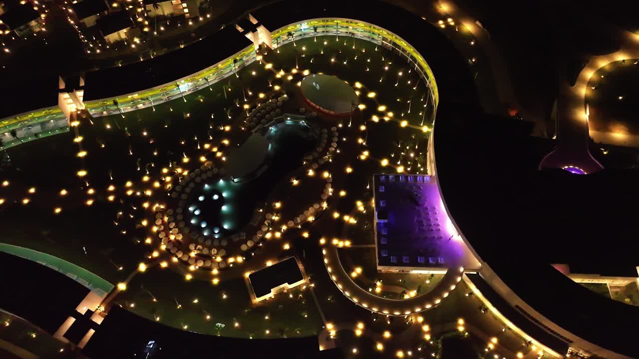 특별한 모험의 휴양지를 찾는 여행자를 위한 장소