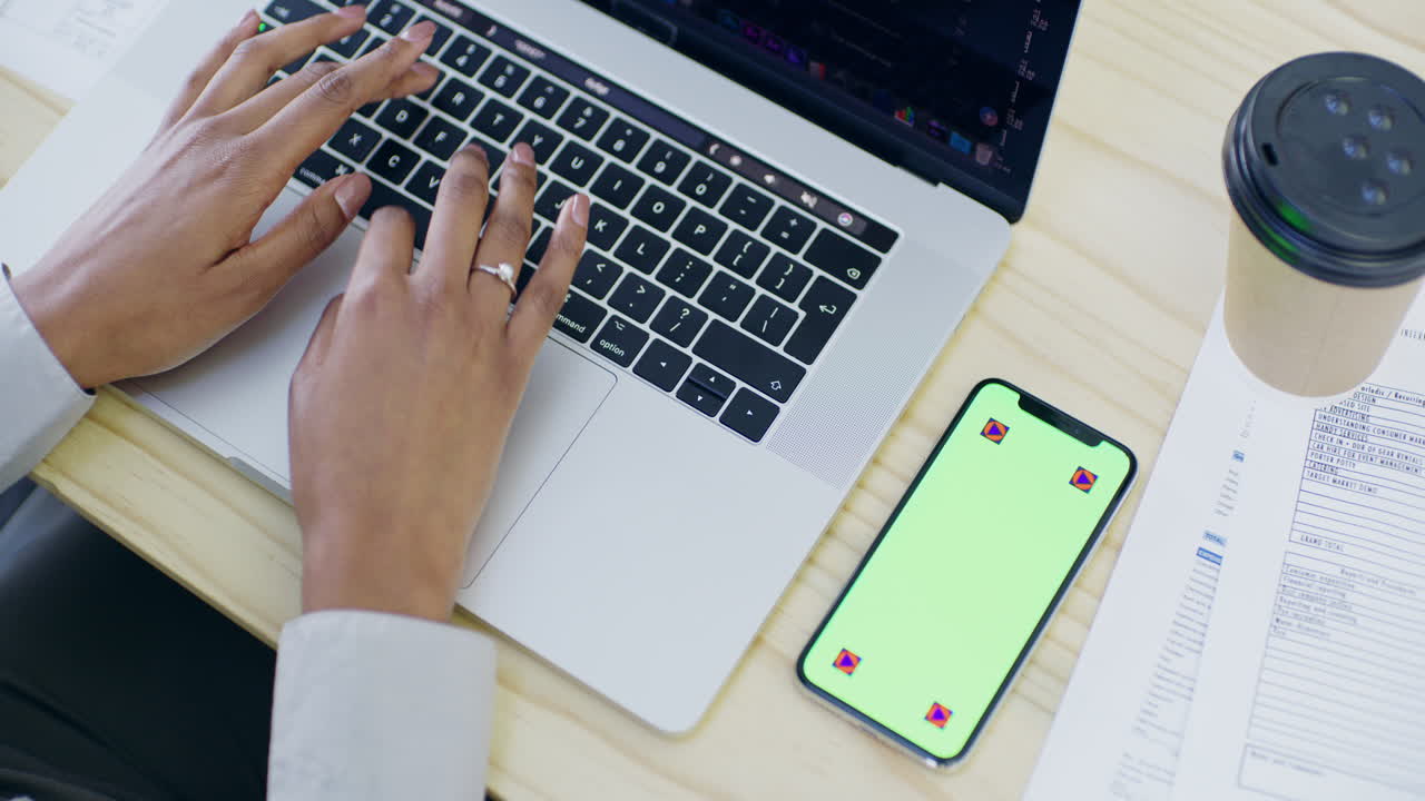 la tecnología es la escalera que te ayuda a la cima.