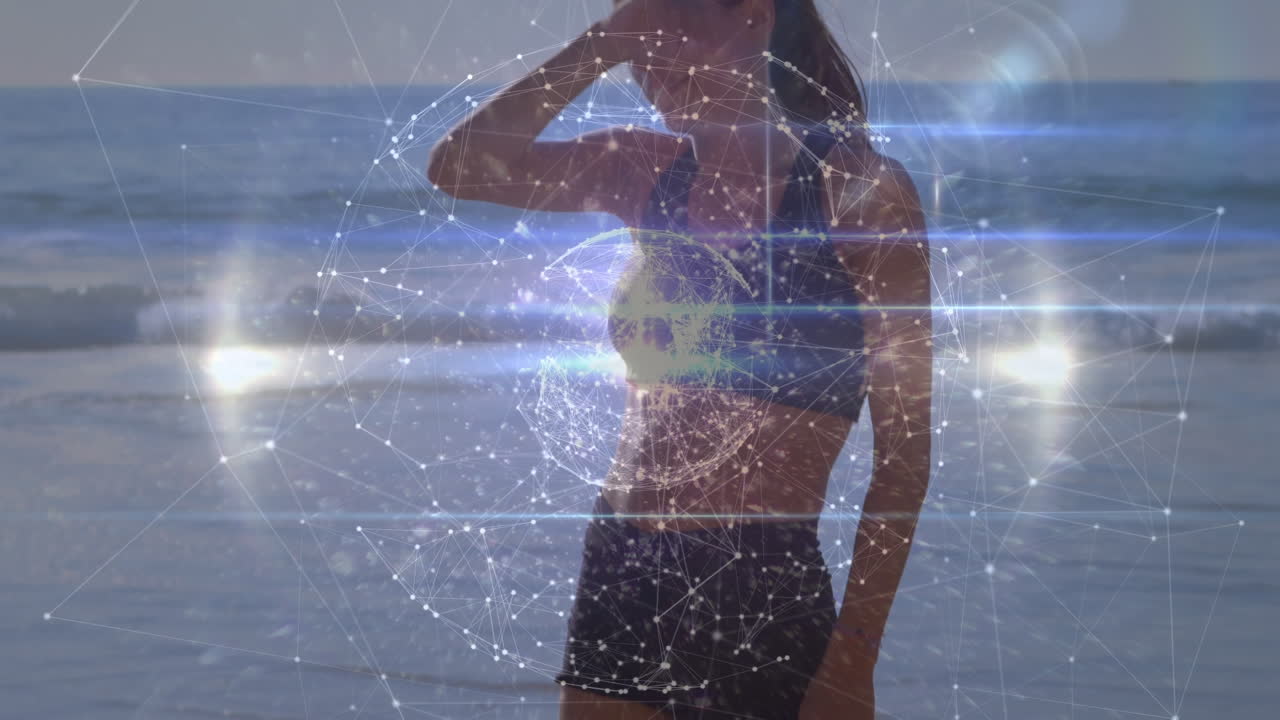 animación de procesamiento de datos y globo sobre mujer caucásica en la playa