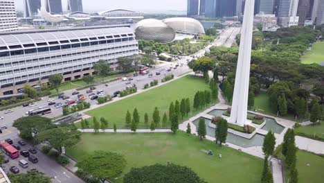 Drohnenaufnahmen-Der-Skyline-Und-Der-Straßen-Von-Singapur,-Singapur,-Uhd