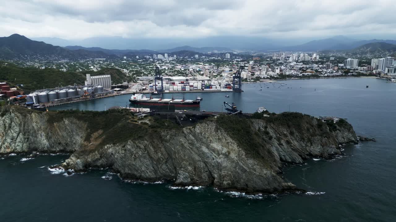 puerto de santa marta, colombia