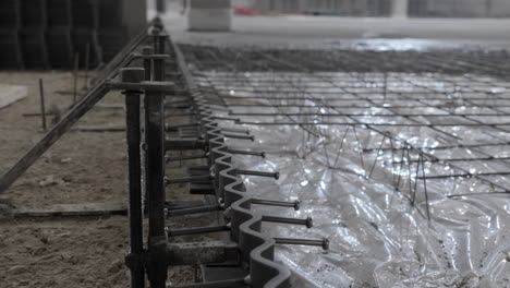proceso de construcción de pisos de hormigón
