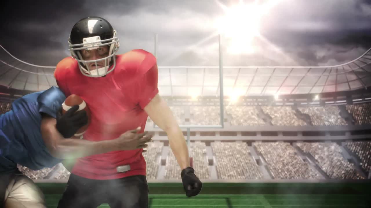 Giocatore di football americano serio che placa per il pallone