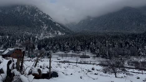 winter beauty snow in pahalgm, kashmir: a snowy adventure in the himalayan region anantnag - snow on roads, snowboarding, and majestic view