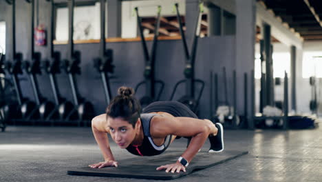haciendo un poco de trabajo en el gimnasio