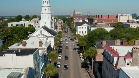 Meeting-Street-Und-Broad-Street-In-Charleston-Sc,-USA