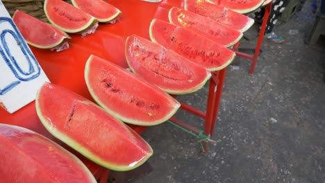 tailandia stand de frutas local rebanadas de sandía para la venta