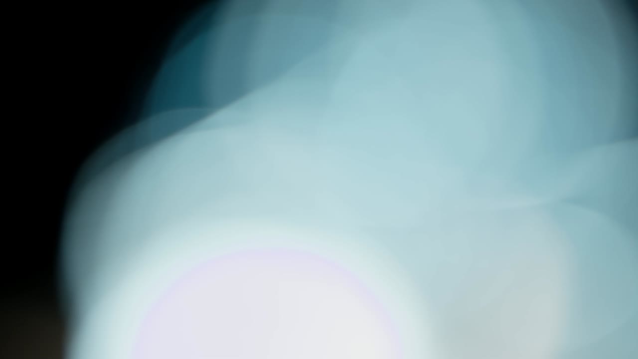 Light Leaks 4K footage, Lens glow flare bokeh overlays, burn flame background, Flash rays effect
