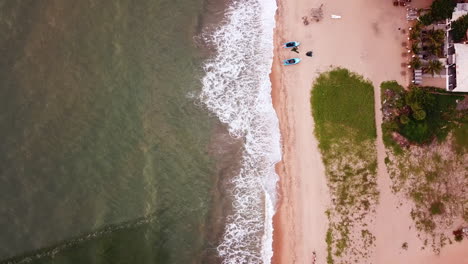 4K-Drohnenaufnahmen-Strand-In-Der-Nähe-Von-Colombo,-Sri-Lanka