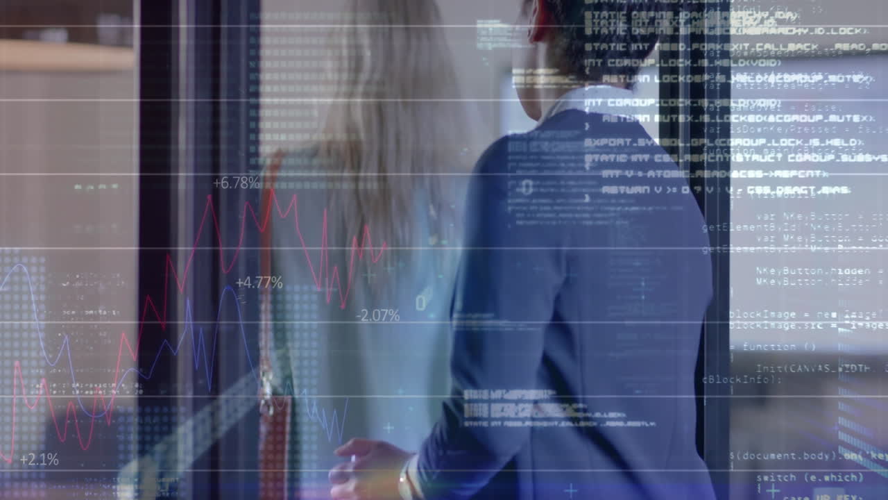 animación del procesamiento de datos financieros sobre diversas personas de negocios en la oficina