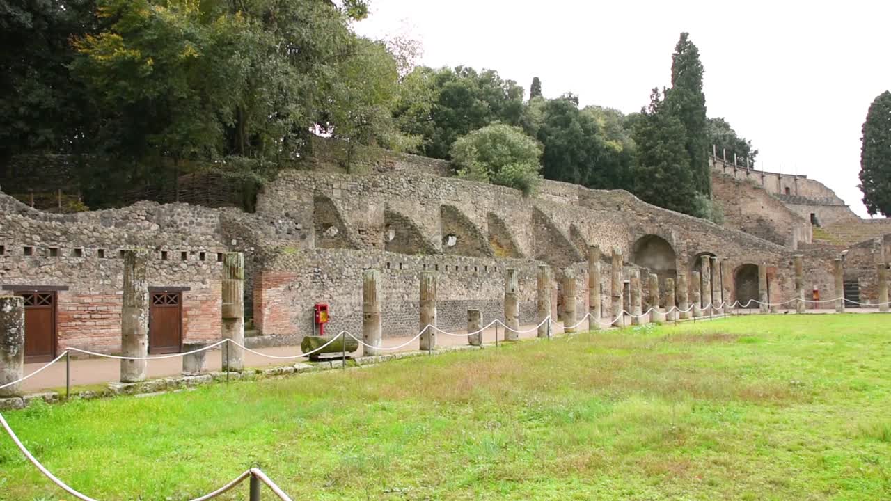 유명한 폼페이 도시, 이탈리아의 유적