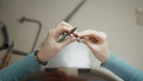reparación de joyas en curso