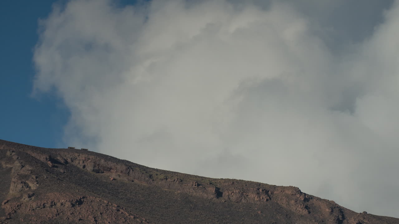 스트롬볼리 화산 4k 25