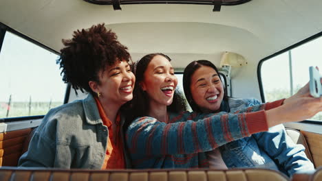 Road-trip,-selfie-and-women-friends-in-a-van