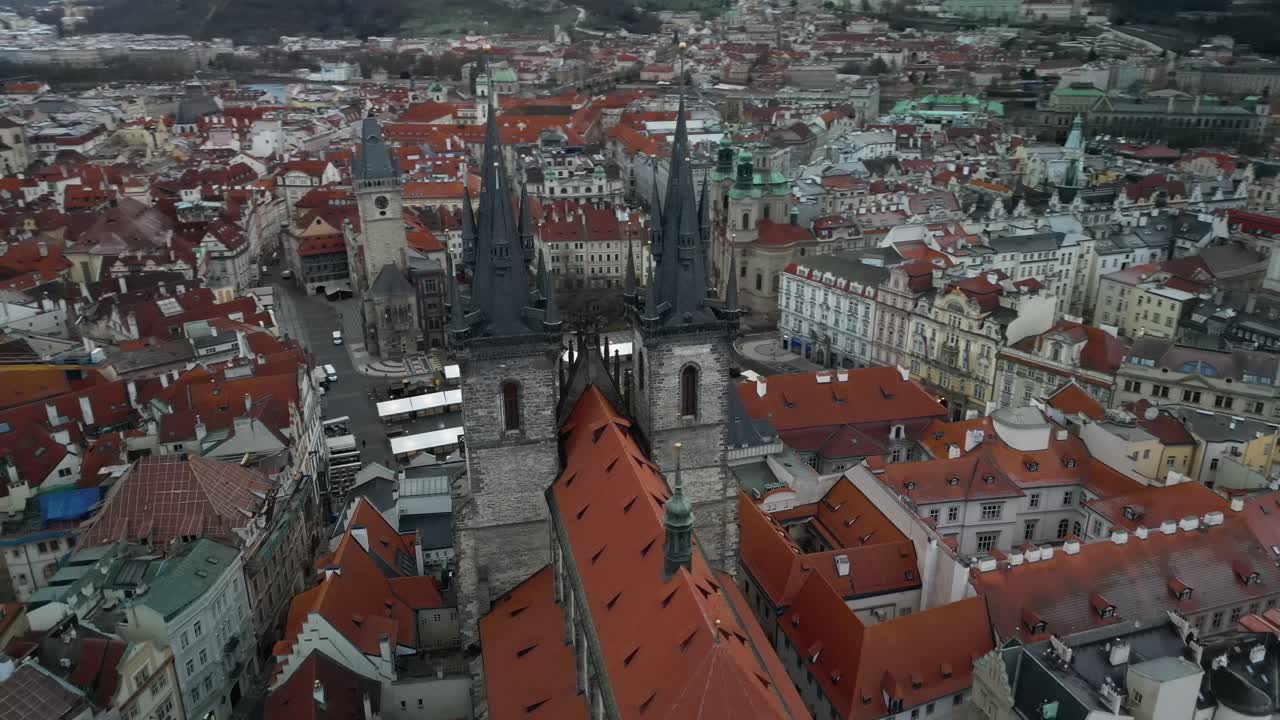 A spin around Prague's iconic church in the Old Town Hall