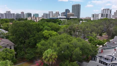 Casa-De-Lujo-En-Barrio-Histórico-En-Orlando,-Florida