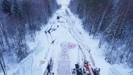 Hochspannungsleitungen.-Elektrotechnik.-Installation-Elektrischer-Mast