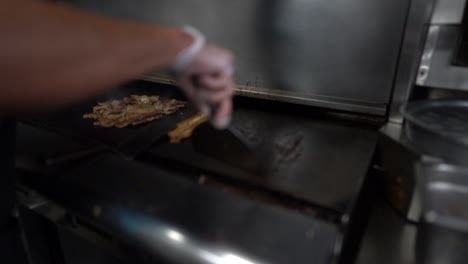 Kochen-Von-Speisen-In-Einem-Großen-Restaurant