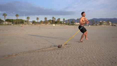 Deportista-Haciendo-Ejercicio-De-Arrastre-Enérgico-Con-Correr