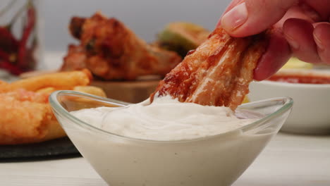 dipping chicken wings