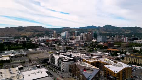 tomada aérea de 4k del centro de salt lake city 2