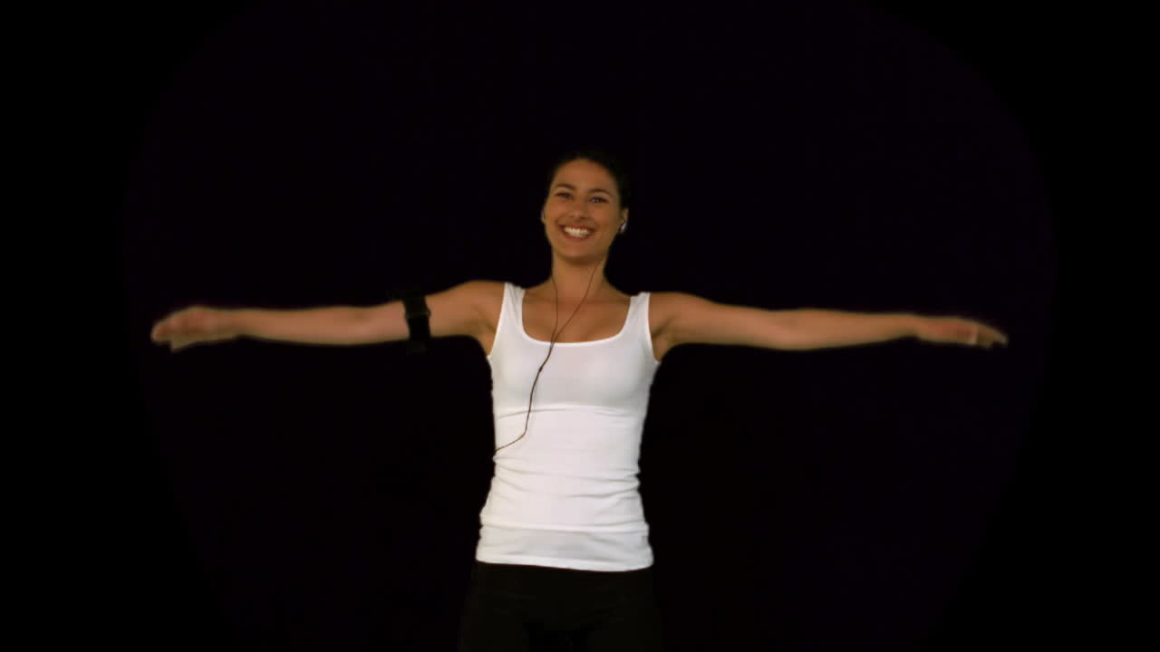 mujer atractiva haciendo ejercicio