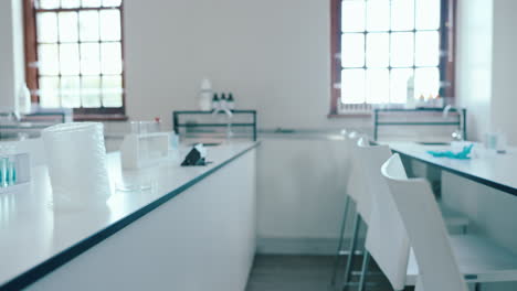 laboratorio, aula y escuela para la investigación