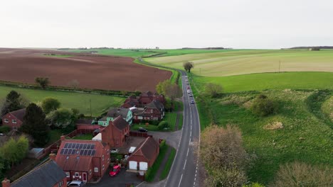 Imágenes-Aéreas-De-Drones-De-Un-Pequeño-Pueblo-De-Lincolnshire-Llamado-Burwell-En-El-Reino-Unido