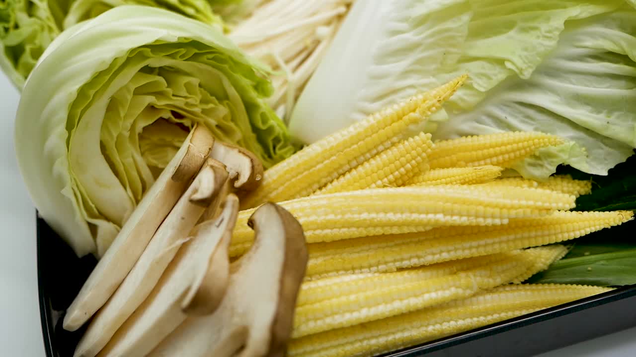 샤부 채소 재료, 근접