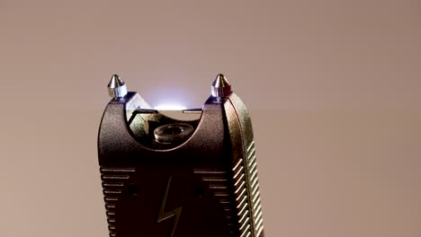 pistola eléctrica portátil para protección personal