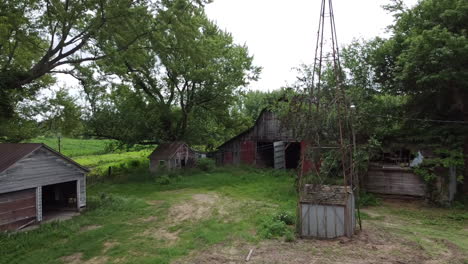 Drohnenaufnahmen-Aus-Der-Luft-Rustikale-Gegend-Holland-Michigan