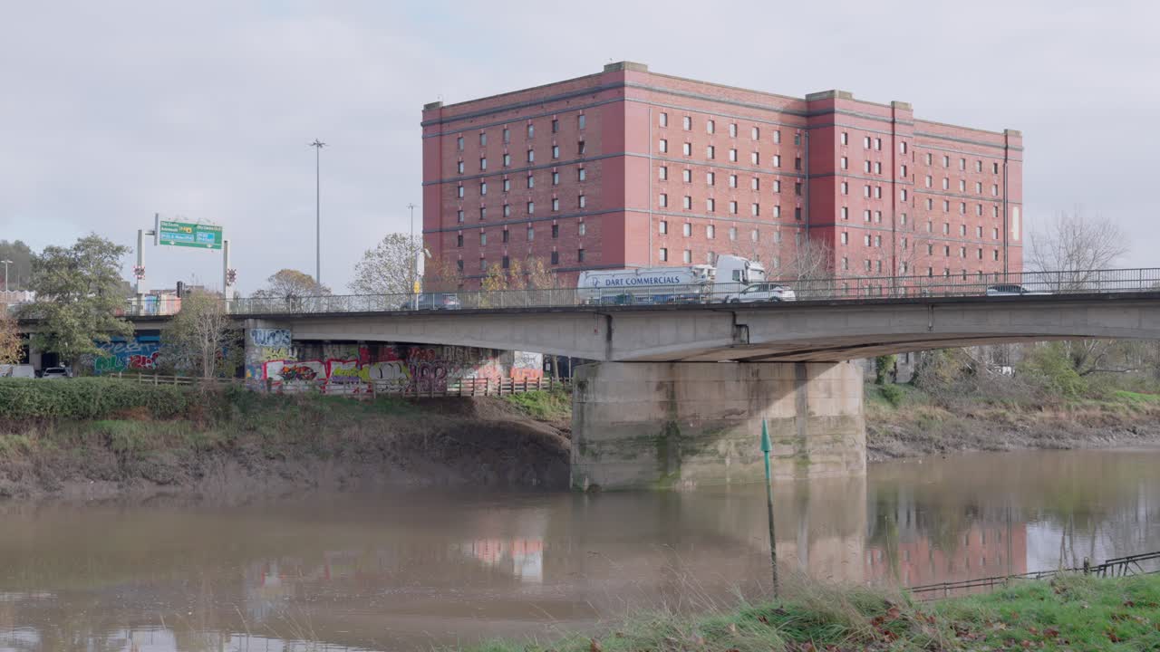 정적 슬로우 모션 샷