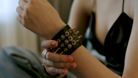 Close-up-view-of-a-girl-wrist