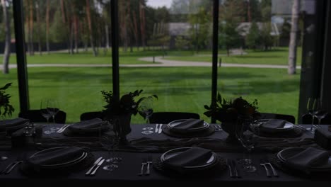 diseño elegante de la mesa de comedor al aire libre
