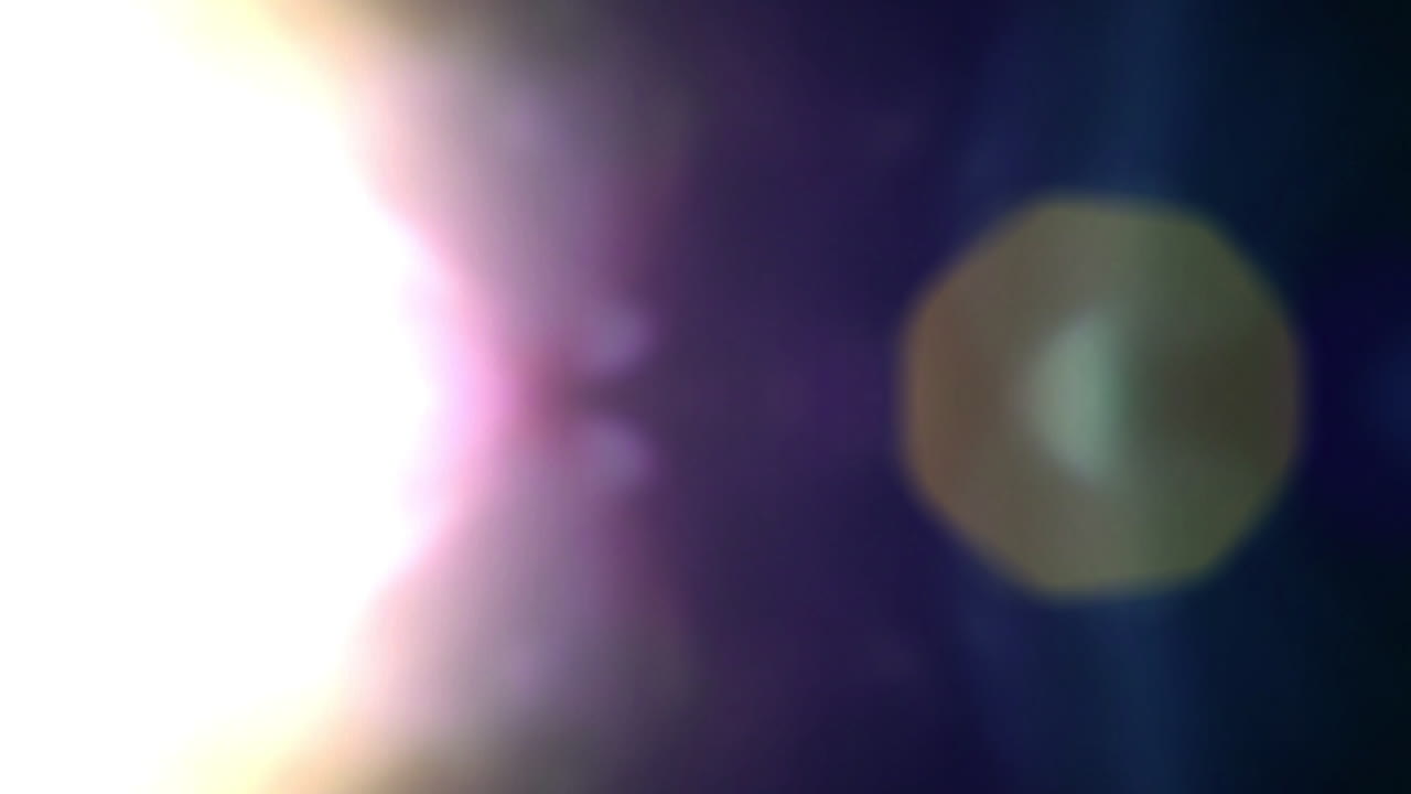Sfondo di transizione con perdite di luce dinamiche e bagliori ottici