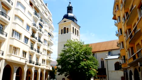 tracking shot from canal to church, annecy france